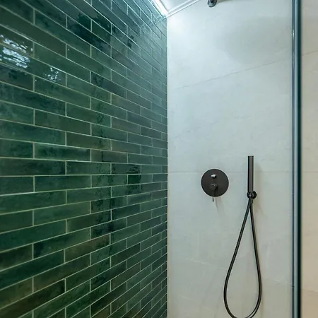 Derouse Othon With Hydromassage Jacuzzi Aten