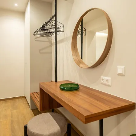 Derouse Othon With Hydromassage Jacuzzi Αθήνα